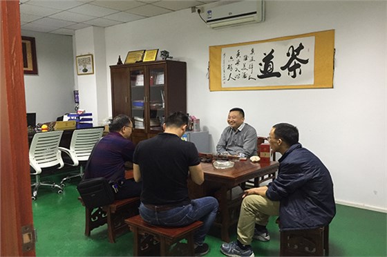 智能手環(huán)外殼模具哪家行？——看看深圳博騰納塑膠模具制造廠