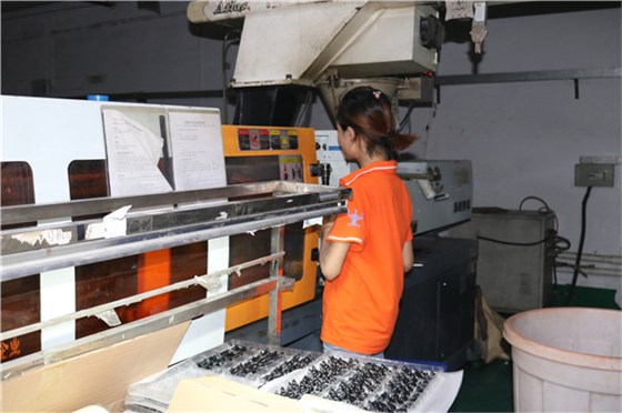 深圳塑膠模具廠:13年定制經(jīng)驗更對味您的需求 深圳塑膠模具廠:13年定制經(jīng)驗更對味您的需求