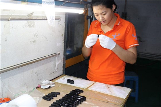 深圳塑膠模具廠——博騰納13年專注為客戶打造高品質(zhì) 深圳塑膠模具廠——博騰納13年專注為客戶打造高品質(zhì)