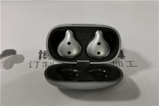 博騰納TWS藍(lán)牙耳機(jī)模具廠——專注領(lǐng)域打造13年，更對(duì)味您的定制需求