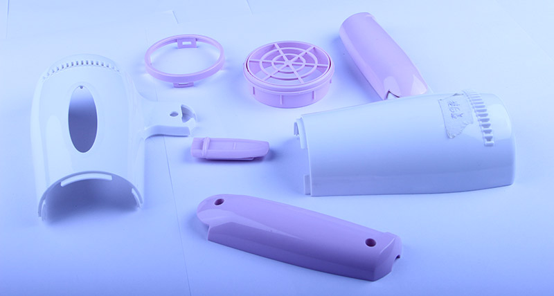 線割機在現(xiàn)行塑膠模具加工中的缺陷 線割機在現(xiàn)行塑膠模具加工中的缺陷