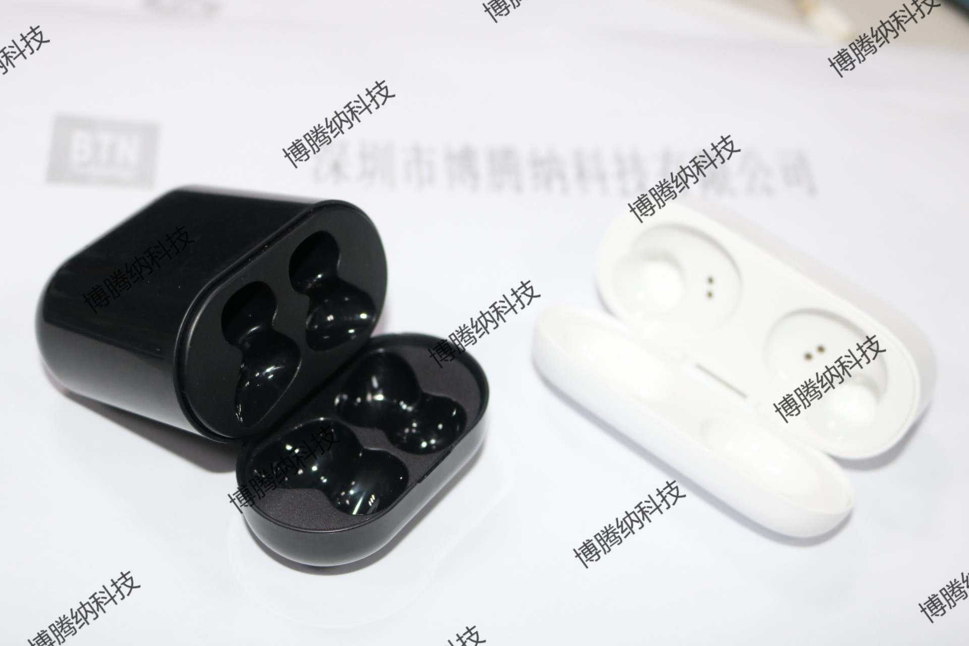 TWS無線藍(lán)牙耳機(jī)_注塑加工 TWS無線藍(lán)牙耳機(jī)_注塑加工